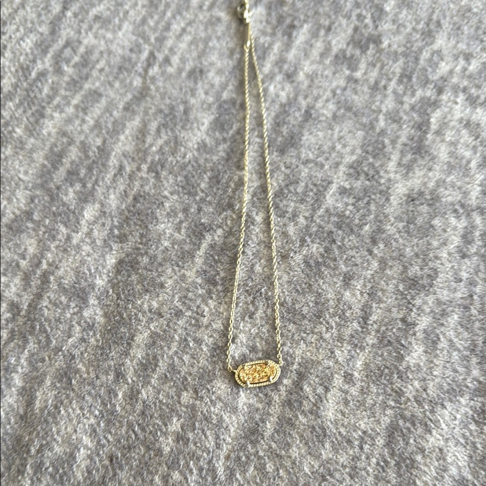 Kendra Scott Elegant Gold Necklace